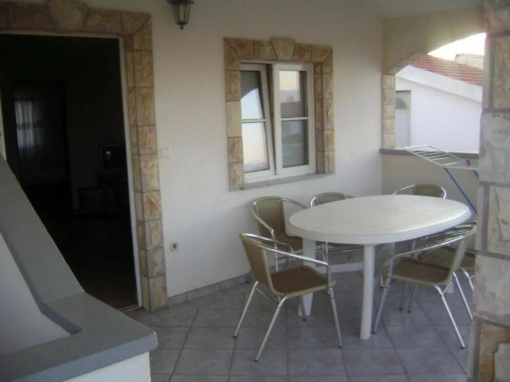 Apartment Apartmani Stjepan Veselko Vir
